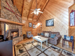 Irish Blessings, 1 Bedroom, Sleeps 6, Hot Tub, Jacuzzi, Wood Fireplace